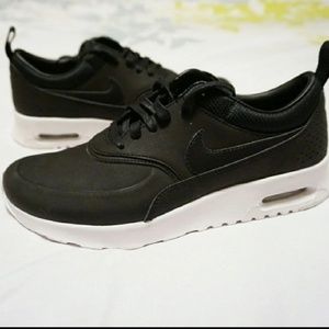 NEW Nike Air Max Thea Premium